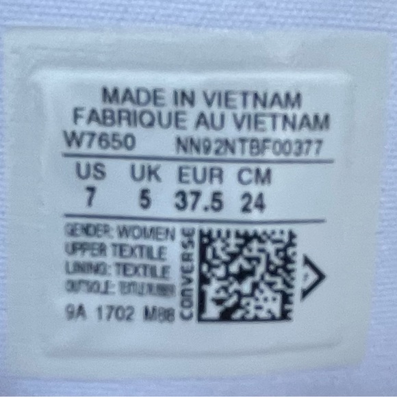 CONVERSE Chuck Taylor All Star High Tops White Size 7 Women’s Style W7650 NEW - Picture 9 of 10